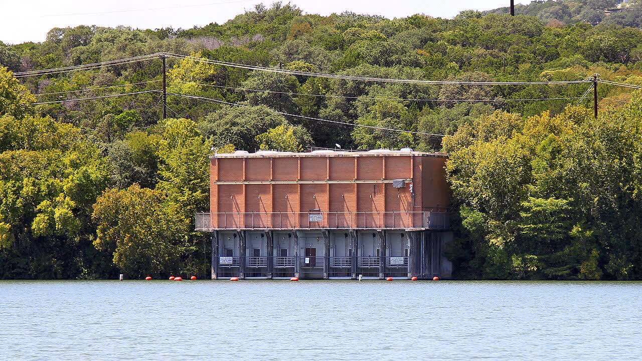 Ullrich Water Treatment Plant intake on Lake Austin, 2020.